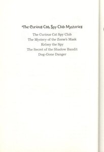 Secret of the Shadow Bandit (Curious Cat Spy Club #04) (Paperback)