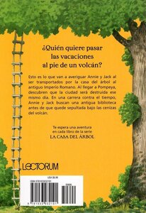 Vacaciones al pie de un volcan (Vacation Under the Volcano) (Magic Tree House Spanish #13)